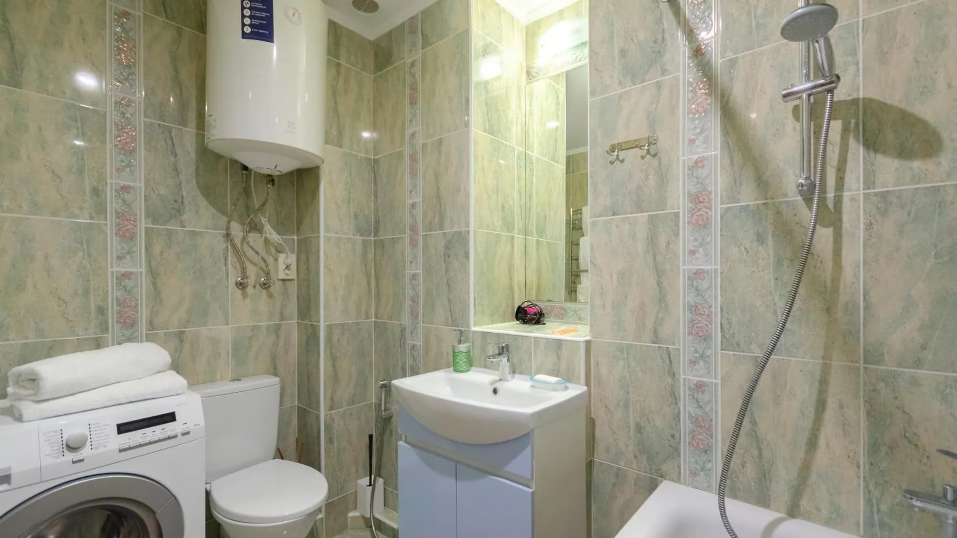 Your Apart Kharkivska 基輔 公寓